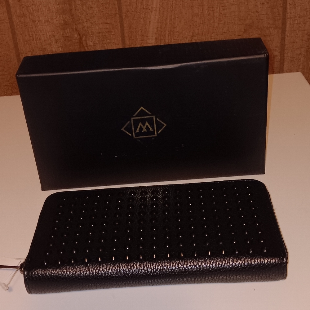 BRAND NEW!!! LA MILANO MENS ZIP UP LARGE WALLET. COLOR BLACK.